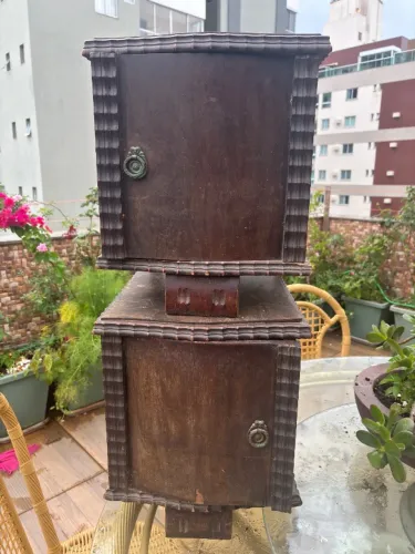 Par de mesinhas madeira macica