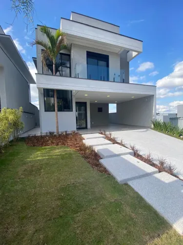 Casa de condomínio a venda com 260 m² com 3 suítes, piscina em Fazenda Rodeio - Mogi das C
