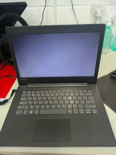 Notebook Lenovo V320-14IKB | i5 7ª Geração | 8GB DDR4 | SSD 240GB | Bateria Boa