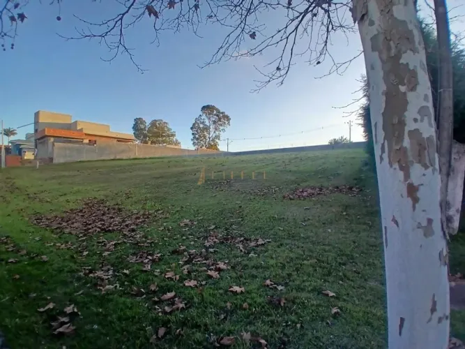 Terreno à venda em Araçoiaba da Serra, Saint Charbel, com 1000 m², Condomínio Saint Charbe