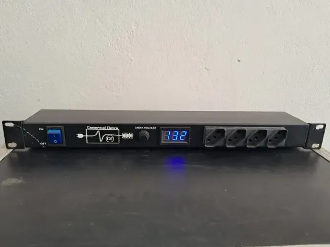 Distribuidor De Tomadas Regua De Ac Pws Ac3000 Padrão Rack Cor Visor Azul