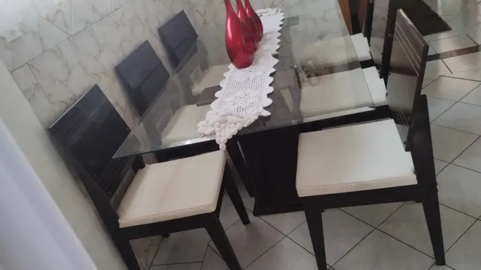 Mesa de jantar 6 lugares
