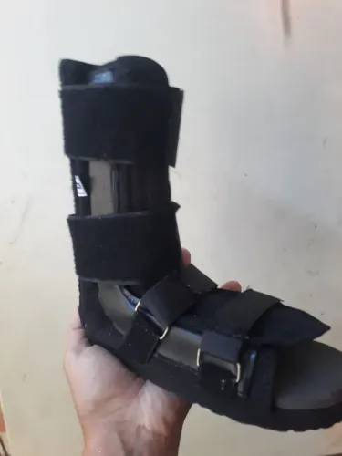 Bota Ortopédica Infantil