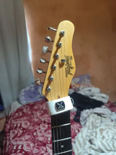 Telecaster T-550 com UP de captadores Sergio Rosar!!! Preço bem abaixo pra vender hoje!!!