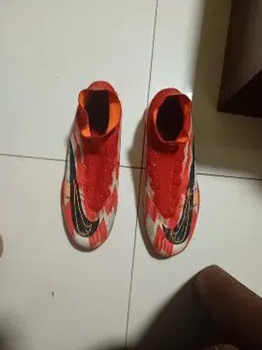 Chuteira cr7