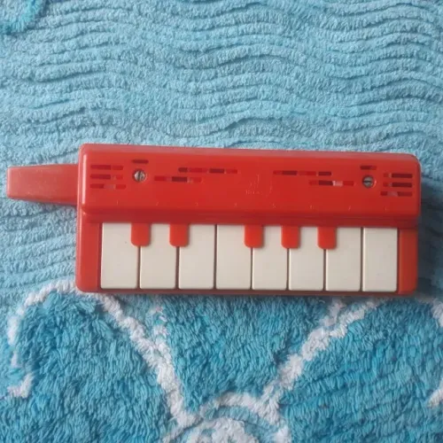 Brinquedo Pianeta Hering PR8