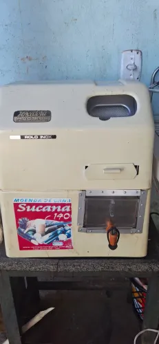 Vendo maquina  de moer cana urgente  