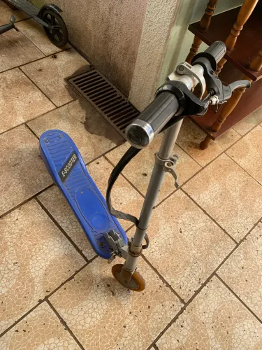 Patinete elétrico infantil scooter para retirada em São Carlos