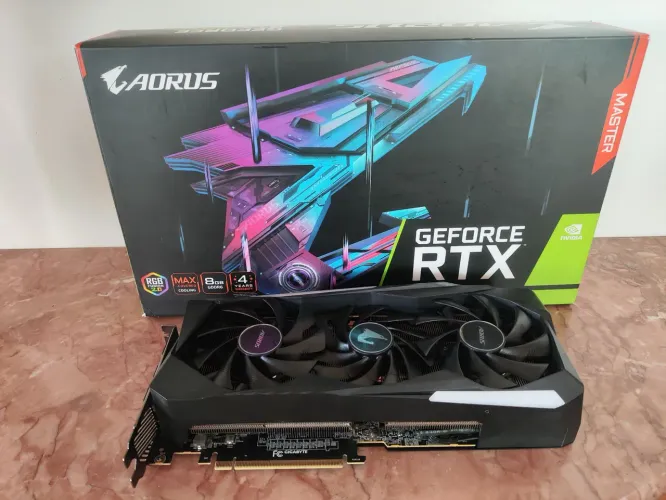 Placa de video 3070 Aorus Master