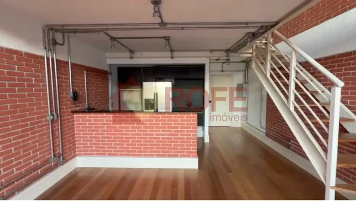 Duplex Reformado para Locação no Coração do Itaim Bibi - 80 m², 1 Suíte e 2 Vagas