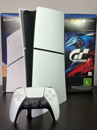 PS5 Slim 825GB