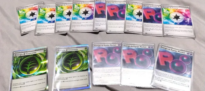 Cartas Pokémon (Treinadores, Itens, Ferramentas etc) 