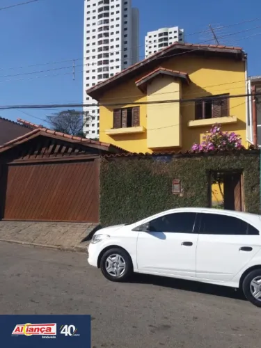 Sobrado à venda - 3 quartos e 1 suíte á venda 232m² - Gopoúva - Guarulhos/SP