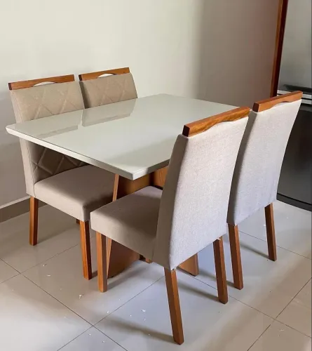 Mesa de Jantar Alice 120x90 Com 4 Cadeiras