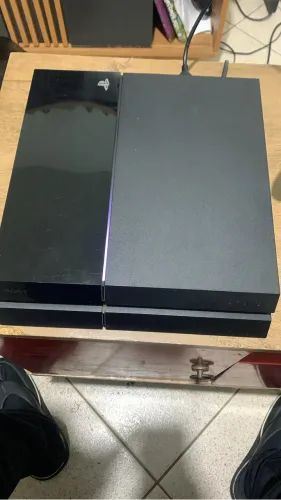 PlayStation 4 mto conservado na caixa