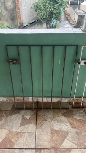 Portão de ferro