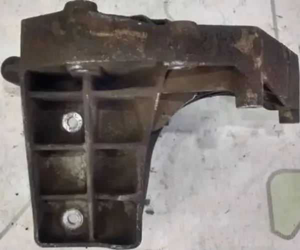 Suporte alternador motor GM 1.8 2006.