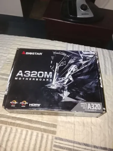 Placa mãe A320M AMD