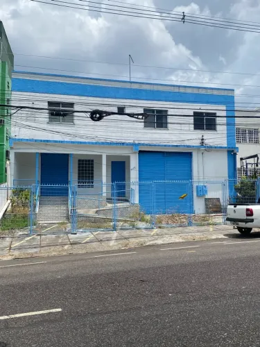 EXCELENTE GALPÃO NO CENTRO