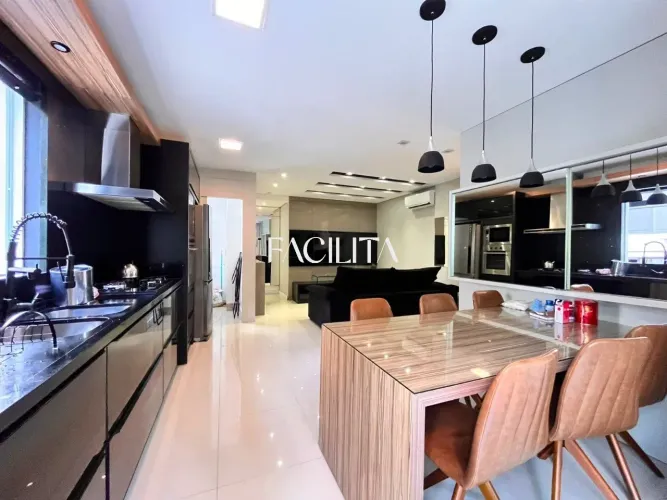 Apartamento com 2 quartos no bairro Canasvieiras, Florianópolis.