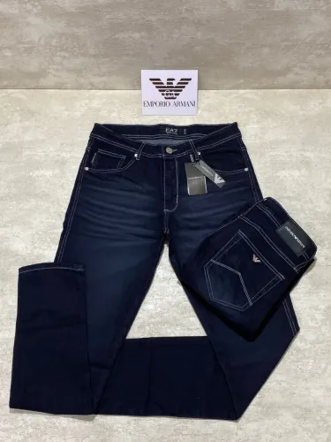 Calças Jeans Armani Exchange e Diesel Industry