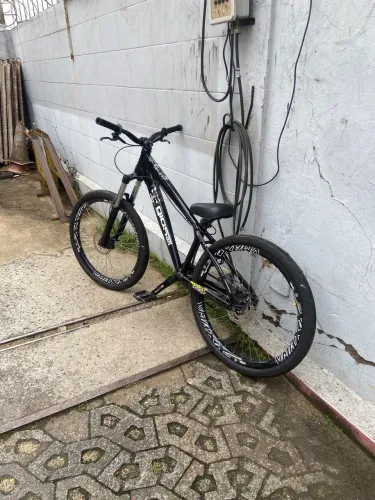 Bicicleta gios frx2023 muito linda e pronta para vender
