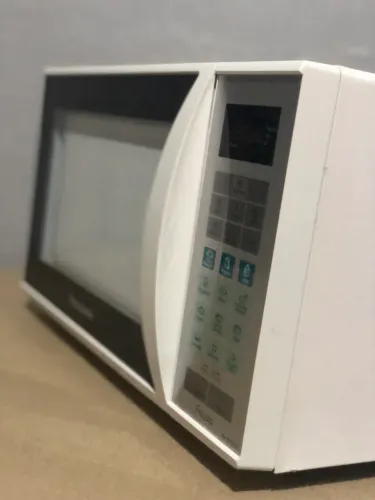 Microondas Panasonic 22l bem conservado - entrego