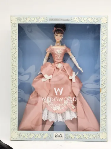 Barbie Wedgwood England 1759 Limited Edition 50823 NRFB