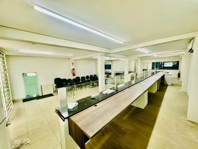 PONTO COMERCIAL DOS ANDARES Á VENDA NA CACHOERINHA - AVENIDA CASTELO BRANCO