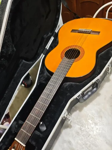 Violão Yamaha C70 + Hard Case Gator GC-Classic | Nylon