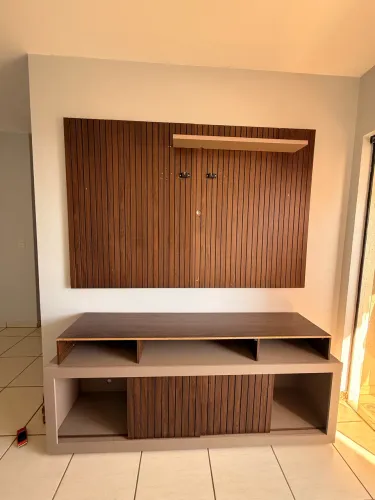 Painel com rack