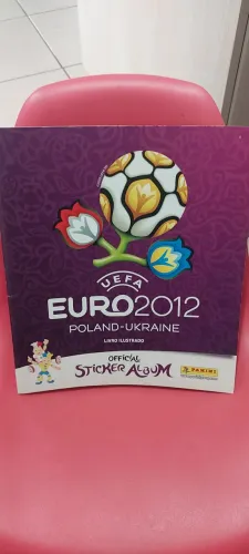 Álbum Figurinhas UEFA Euro 2012