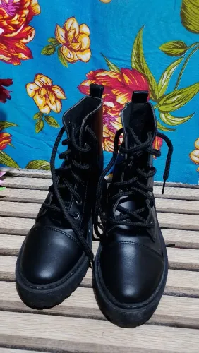 Botas