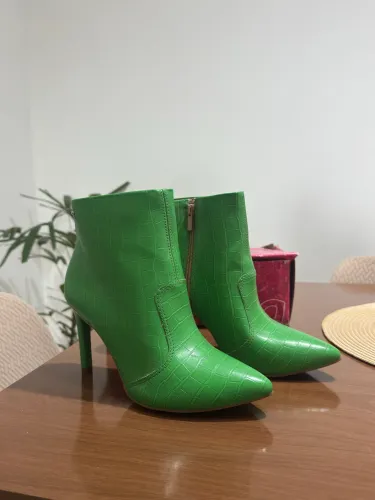 bota dakota cano curto verde 38