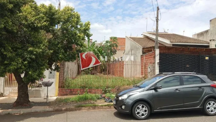 Terreno à venda em Maringá, Jardim Paris, com 150 m²