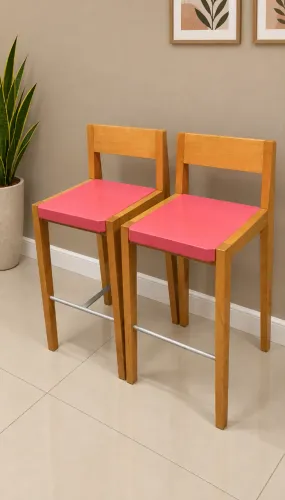 Banquetas altas de madeira (kit com 2)