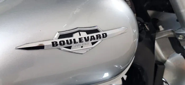 Boulevard M800R