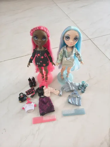 Rainbow High - Daria Roselyn e Gabriella Icely
