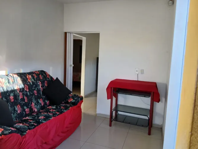 Alugo excelente casa na rua 3A em Ituiutaba