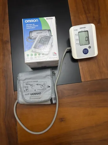 Monitor de pressão arterial automático - Omron
