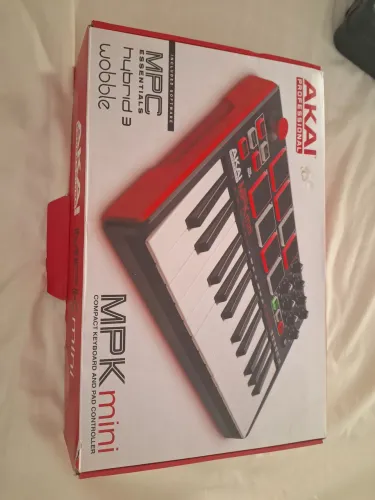 AKAI MPK MINI