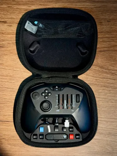 Honeycomb Echo Aviation Controller - Flight Simulator
