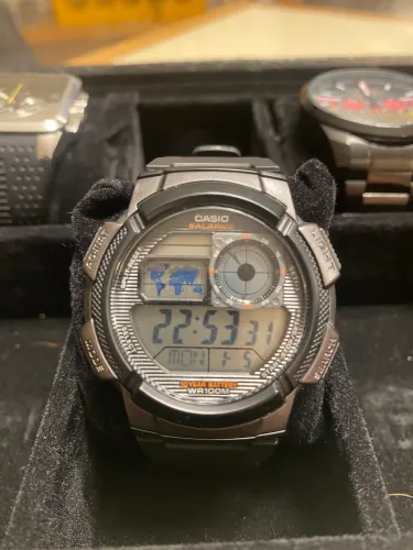 Relógio Casio World Time