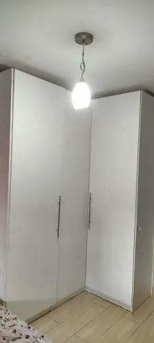 Guarda roupa de embutir