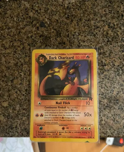 Dark Charizard D 21/82 raridade