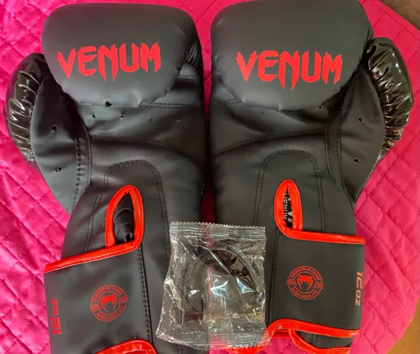 Luvas de Muay Thai
