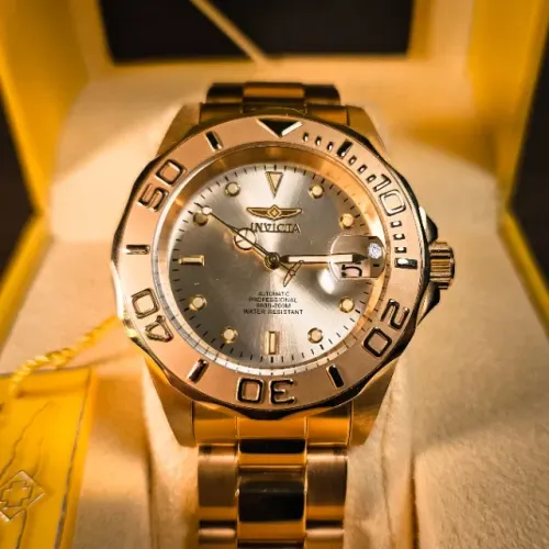 Relógio Invicta Pro Diver 9010 Dourado (Full Gold) Automático | NH35A | 40 mm