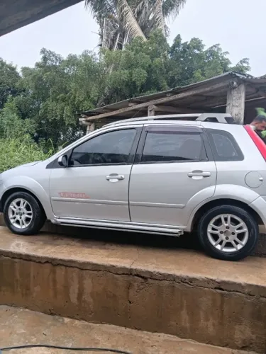 Ford Fiesta Trail 1.0 8V Flex 5P 2008