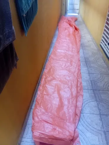 VENDO uma. LONA PRA BARACA  TAMANHO 8 POE 4 VENDO BARATO 