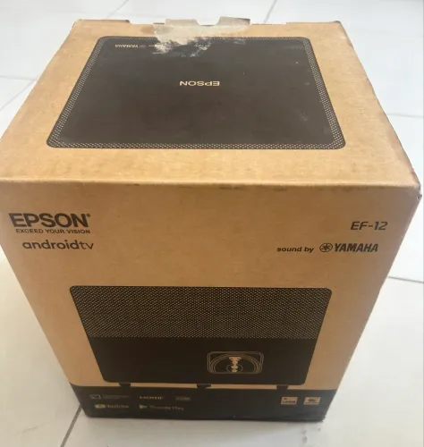 Projetor Laser Epson EpiqVision EF 12 Smart Android TV - Excelente Estado + Caixa e Manual